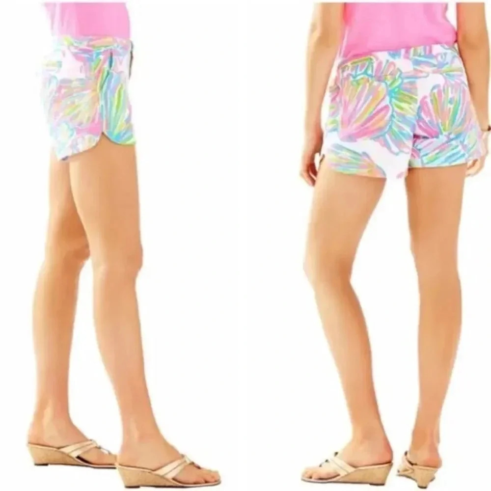 •Lilly Pulitzer• - Picture 3 of 5